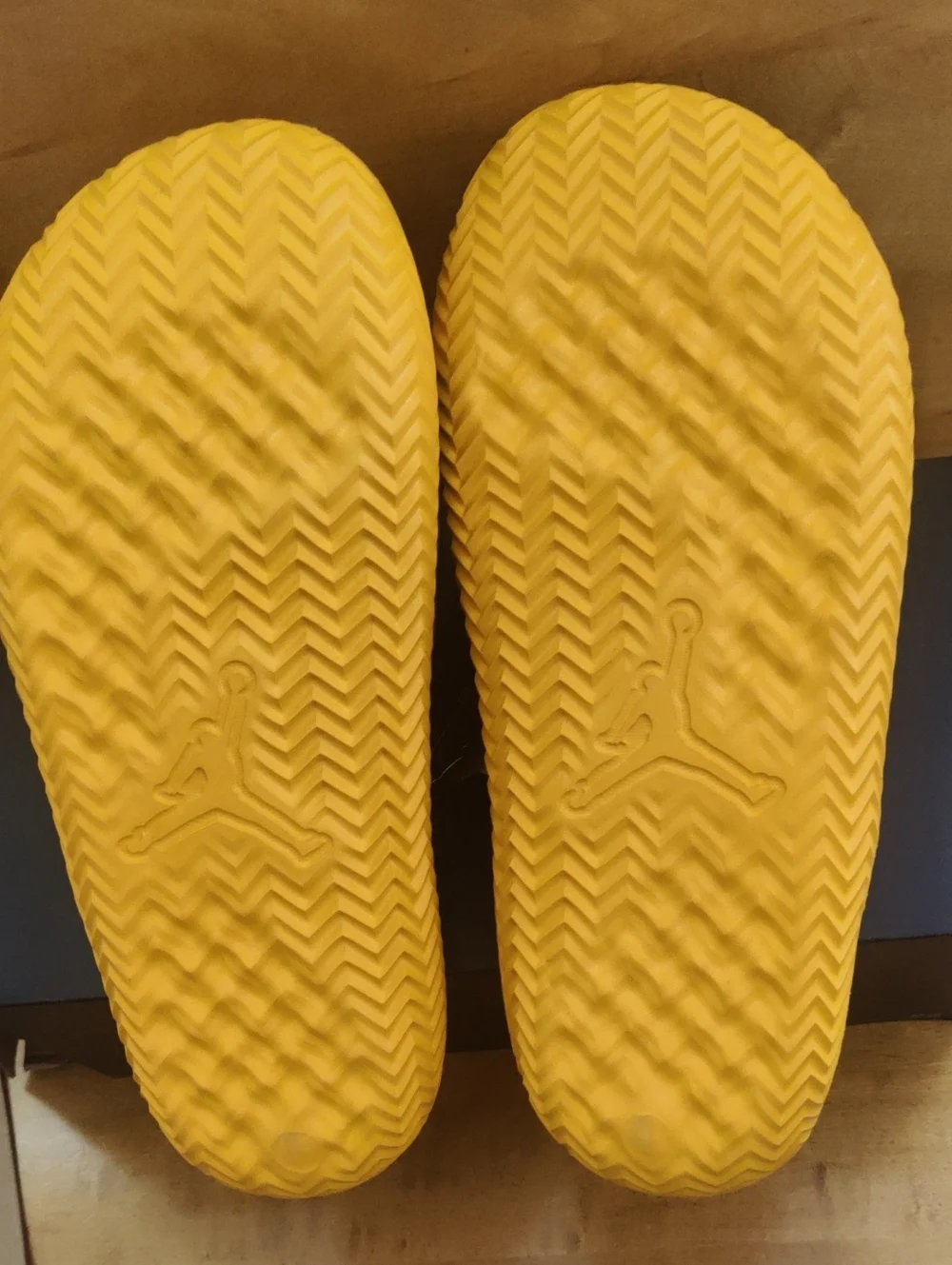 NWT Limited Edition Paris Saint-Germain X Air Jordan Slides Fourth Kit. Size 13